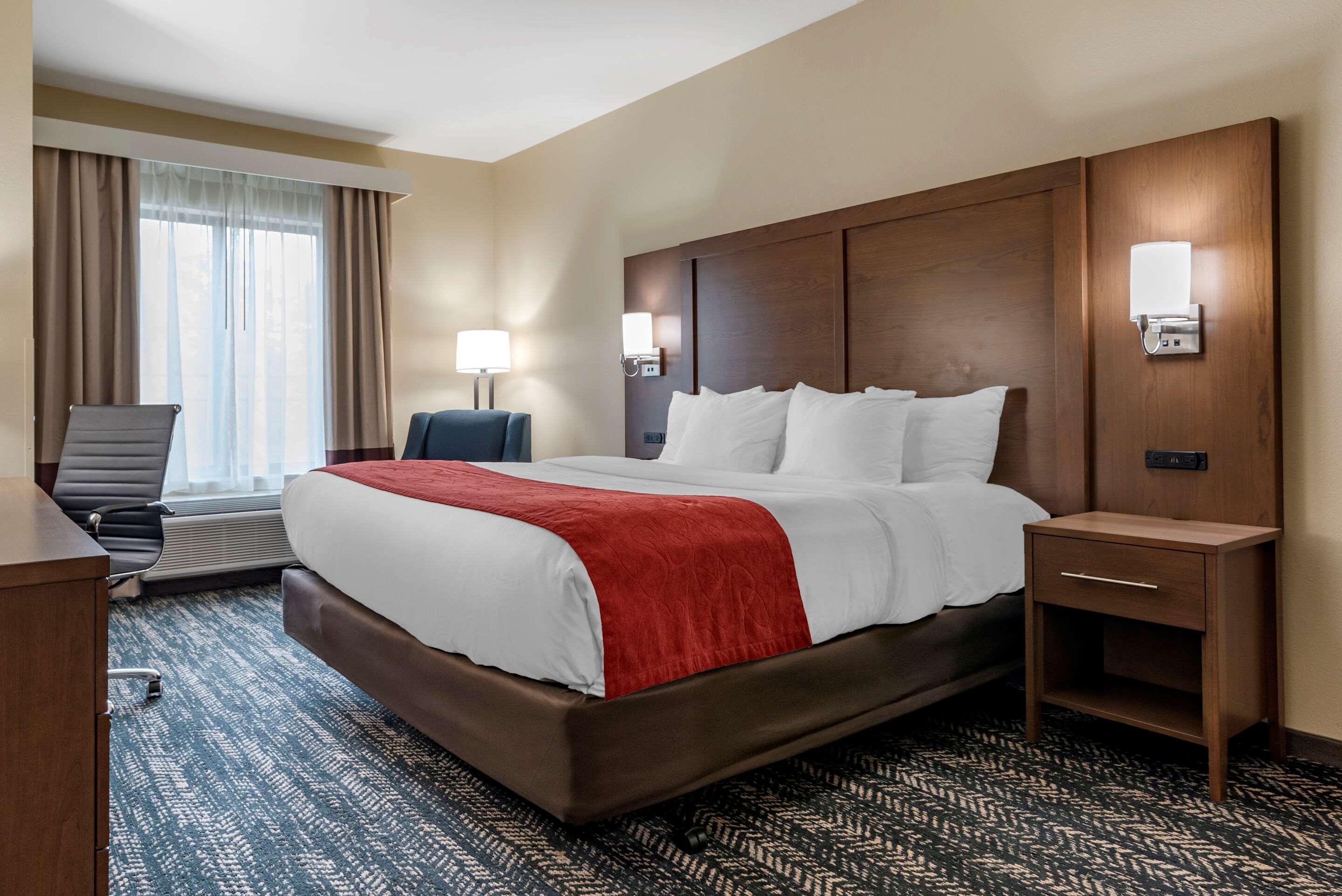 Comfort Inn & Suites Downtown Near University Tuscaloosa Bagian luar foto