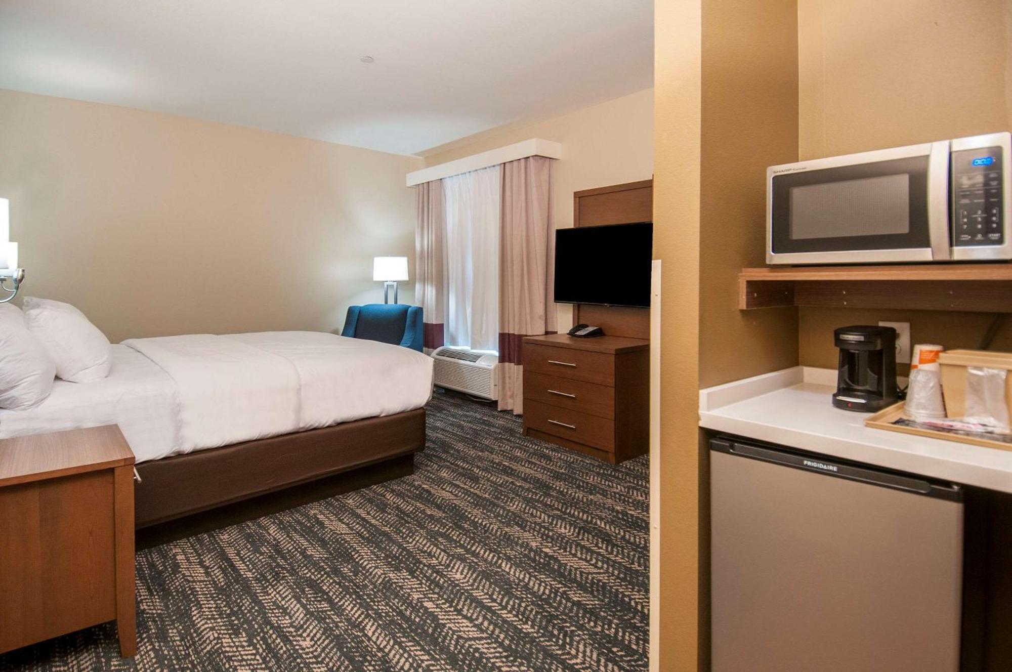 Comfort Inn & Suites Downtown Near University Tuscaloosa Bagian luar foto